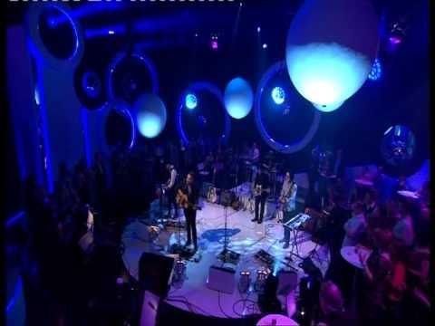 Frightened Rabbit - The Whole Of The Moon (BBC Scotland Hogmanay Show)