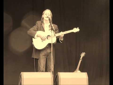 DOUGIE MACLEAN  - CALEDONIA Live @ THE GATHERING 2009