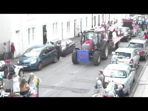 Gatehouse Gala Parade. Fae The Bank Of Fleet Window 2013