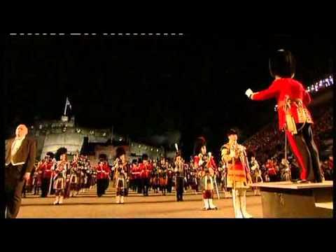 Edinburgh Military Tattoo 2010 - Lone Piper & Closing Scenes