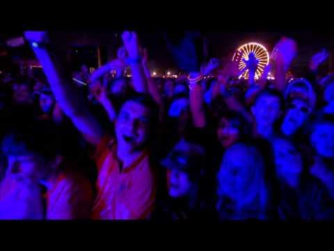 Coldplay - Live At T In The Park 2011