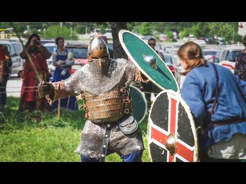 EPIC VIKING BATTLE! - Highland Games Festival (Scottish Food, Dancing And Fighting!)