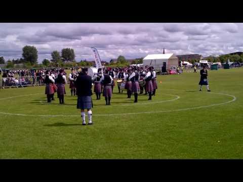 Bothwell Castle Pipe Band At Paisley